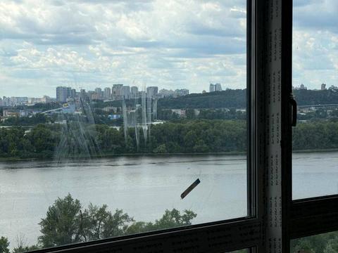 квартира за адресою Київ, Миколи Бажана просп., (Будинок 8)
