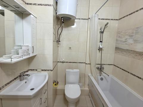 квартира за адресою В'ячеслава Чорновола вул., 6-А