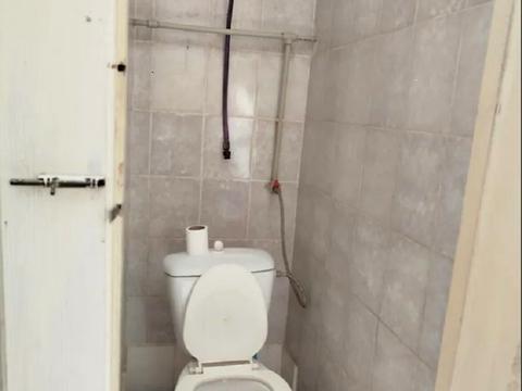 комната по адресу Максимовича ул., 6