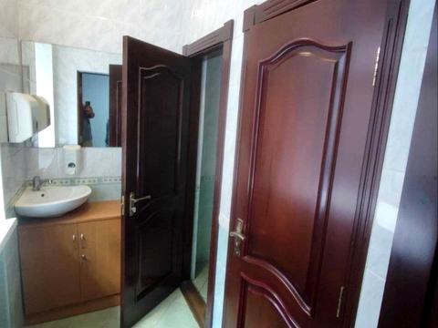 комерційна за адресою Ігорівська вул., 13/5