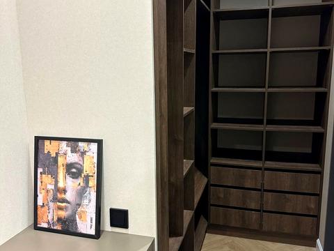 квартира за адресою Краснова вул., 3