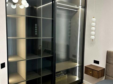 квартира за адресою Краснова вул., 3