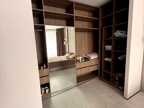 коммерческая по адресу Печерский спуск, 17