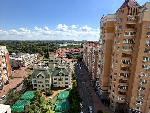 квартира по адресу Владимира Ивасюка просп. (Героїв Сталінграду), 8-А