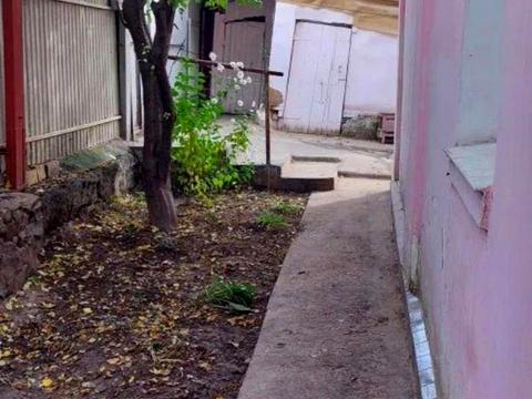 дом по адресу Никопольская ул.