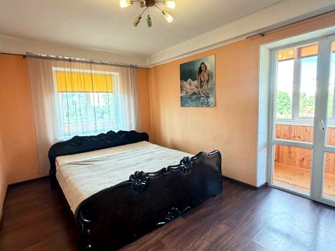 квартира за адресою Миколи Ушакова вул., 8