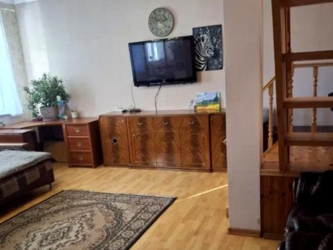 будинок за адресою с. Петропавлівська Борщагівка, Авіаторів вул.