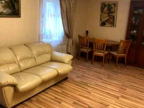 будинок за адресою с. Лісники, Виноградна вул.