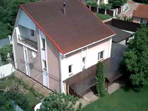 будинок за адресою с. Лісники, Виноградна вул.