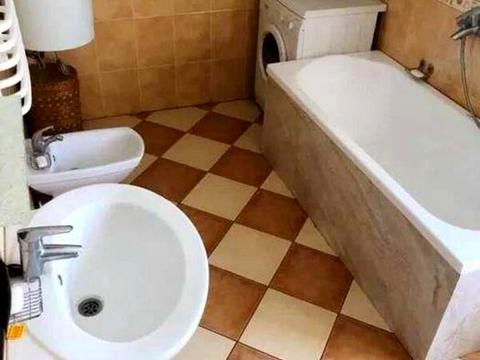 будинок за адресою с. Лісники, Виноградна вул.