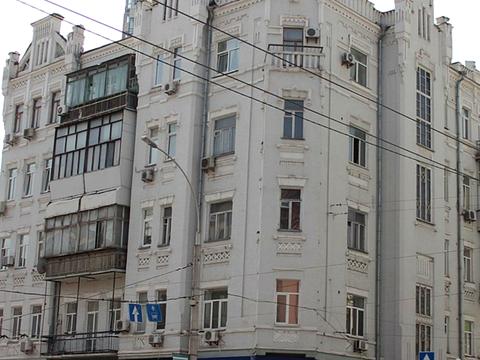 комерційна за адресою Саксаганського вул., 33