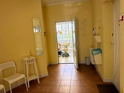 комерційна за адресою Петра Панча вул., 5