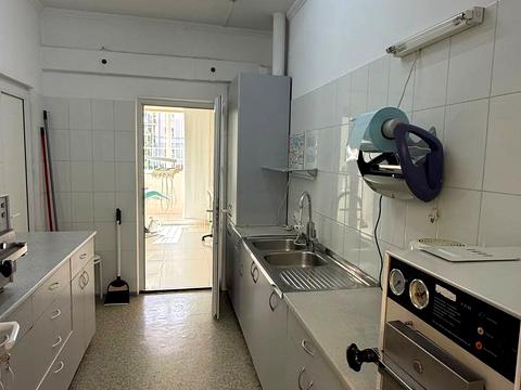 комерційна за адресою Петра Панча вул., 5