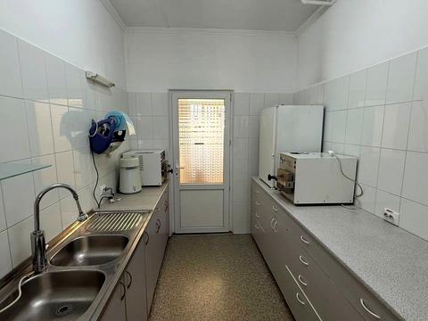 комерційна за адресою Петра Панча вул., 5