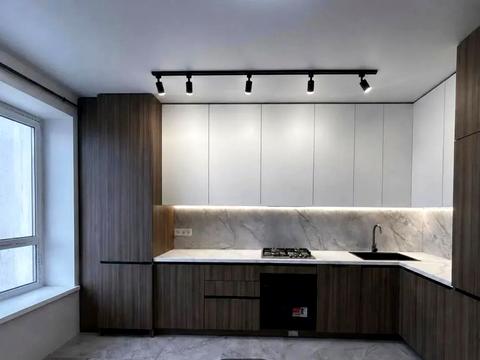 квартира за адресою Яблунева вул., (Будинок)
