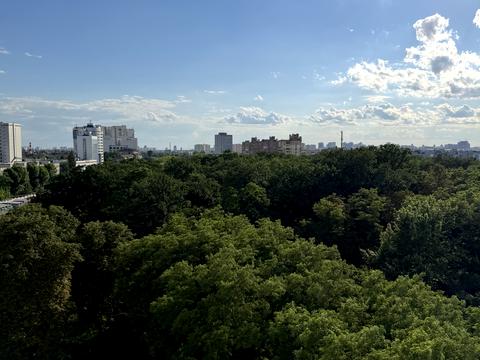 квартира за адресою Авіаконструктора Ігоря Сікорського вул. (Танкова), 1-Б