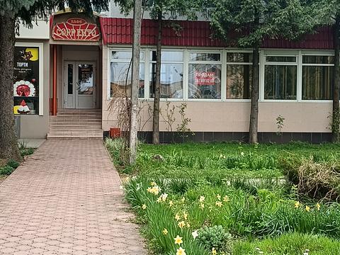 комерційна за адресою Хмельницький, Гарнізонна вул., 4