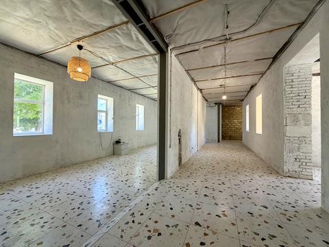 коммерческая по адресу Адмирала Макарова ул. (Адмирала Макарова), 37