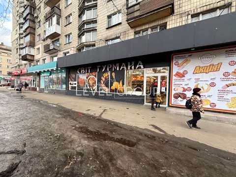 комерційна за адресою Кирилівська вул. (Фрунзе), 111