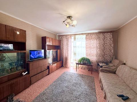 квартира за адресою Космонавтів вул., 142