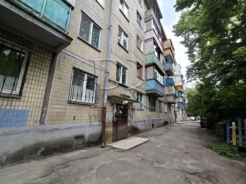 квартира за адресою Миколи Василенка вул., 4