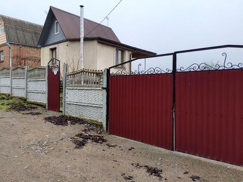будинок за адресою Набережна вул.