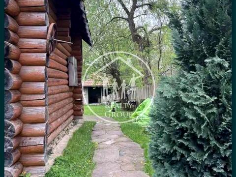 будинок за адресою Фруктова вул.