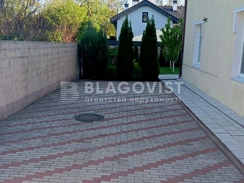 комерційна за адресою Івана Виговського вул. (Маршала Гречка), 4