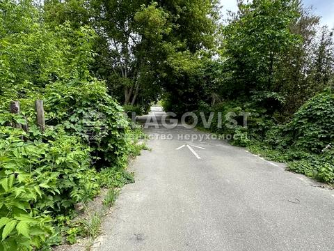 комерційна за адресою Боровкова вул., 1