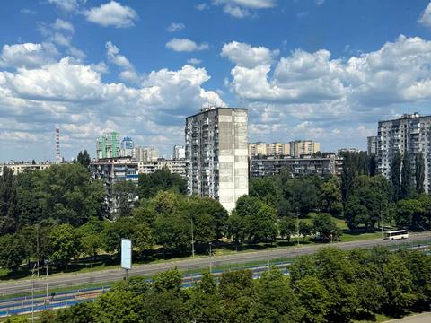 квартира за адресою Леся Курбаса просп., 9