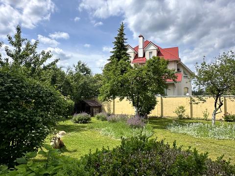 будинок за адресою Каштанова вул., 48