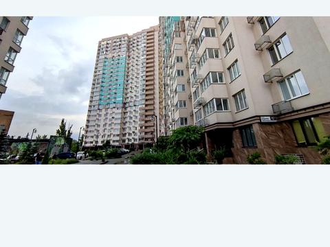 квартира за адресою Академіка Заболотного вул., 15-Г