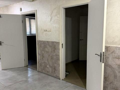 комерційна за адресою Григорія Гуляницького вул., (Будинок)