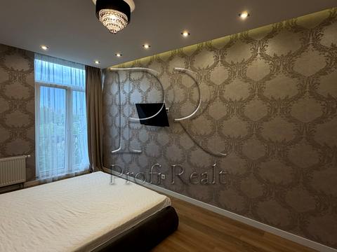квартира за адресою Регенераторна вул., 4 к15