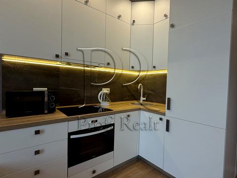 квартира за адресою Регенераторна вул., 4 к15
