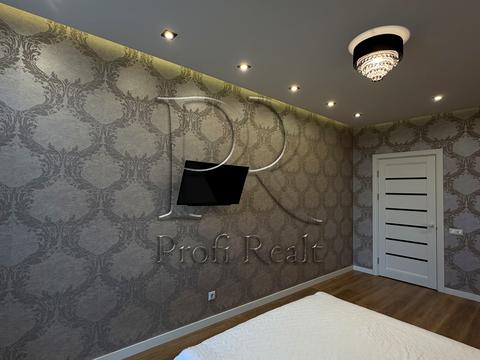 квартира за адресою Регенераторна вул., 4 к15