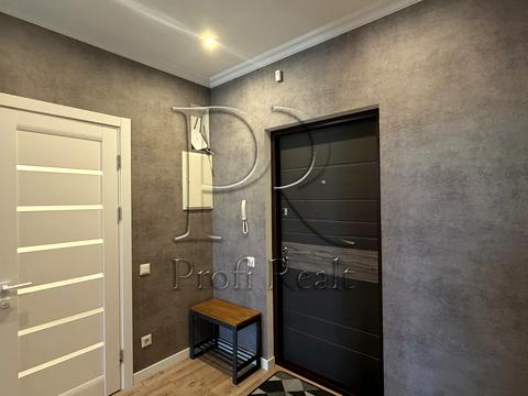 квартира за адресою Регенераторна вул., 4 к15