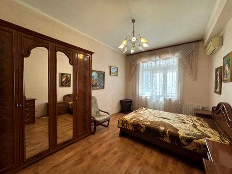 квартира за адресою Леся Курбаса просп., 4
