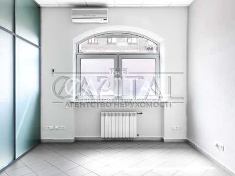 коммерческая по адресу Туровская ул., 29