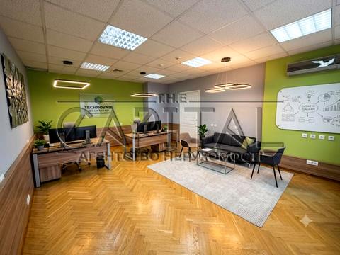 комерційна за адресою Київ, Богдана Хмельницького вул., 23-Б