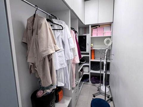 коммерческая по адресу Евгения Коновальца ул. (Щорса), 34-А