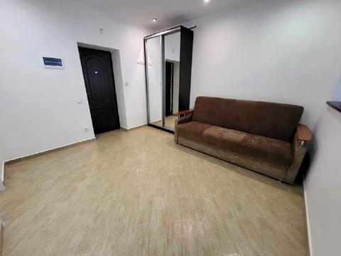 квартира за адресою Залізнична вул., 7Л