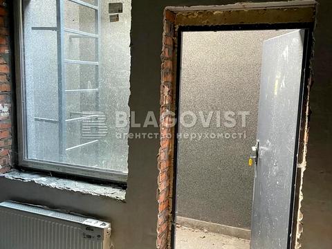 комерційна за адресою Євгена Сверстюка вул. (Марини Раскової), 6