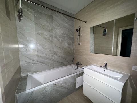 квартира за адресою Новоберегова вул., 12-А