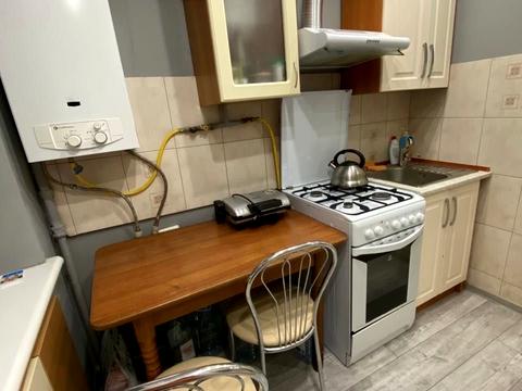 квартира за адресою Академіка Андрія Сахарова вул. (Суворова), 48