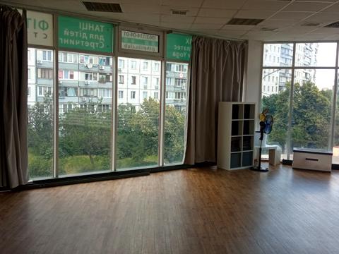 комерційна за адресою Київ, Андрія Малишка вул., 5