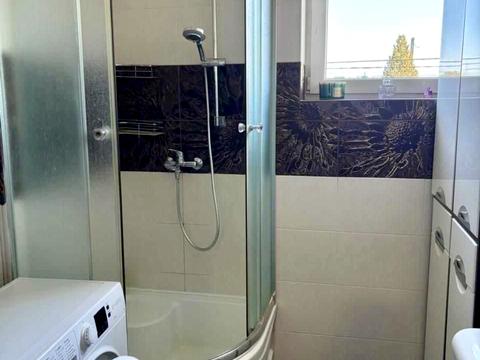 квартира за адресою смт. Брюховичі, Володимира Івасюка вул., 4б