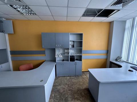 комерційна за адресою Кудрявський узвіз, 7