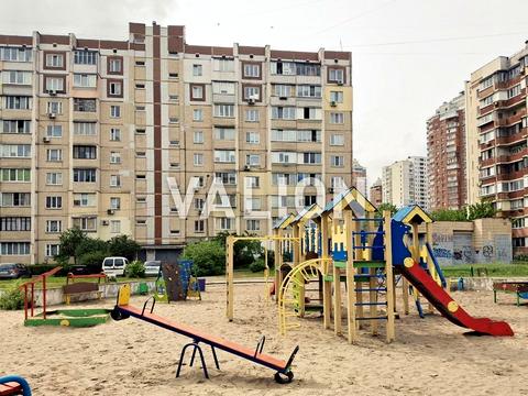 квартира за адресою Червоної Калини просп. (Володимира Маяковського), 81-Б