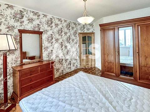квартира за адресою Київ, Драгоманова вул., 31-В